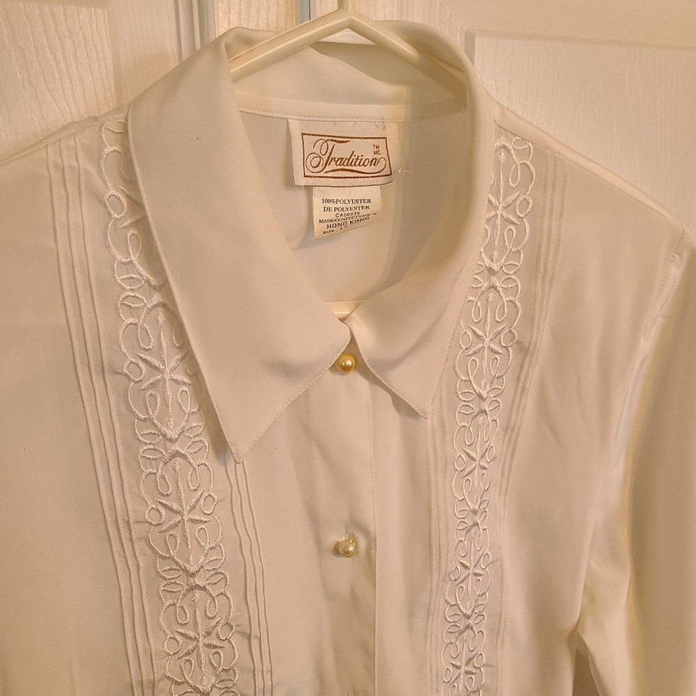 🌟Vintage Classic White Blouse Size 12 - Like New
